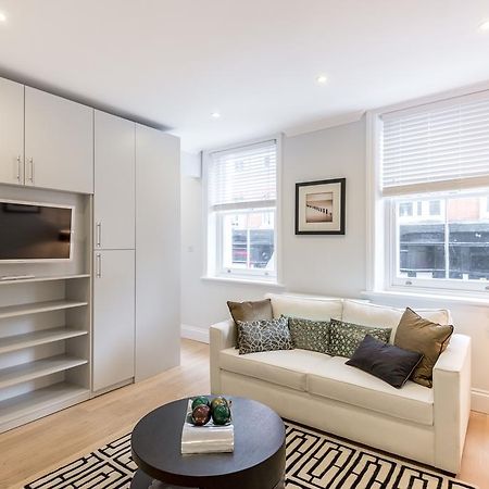High Street Kensington Apartment London Bilik gambar